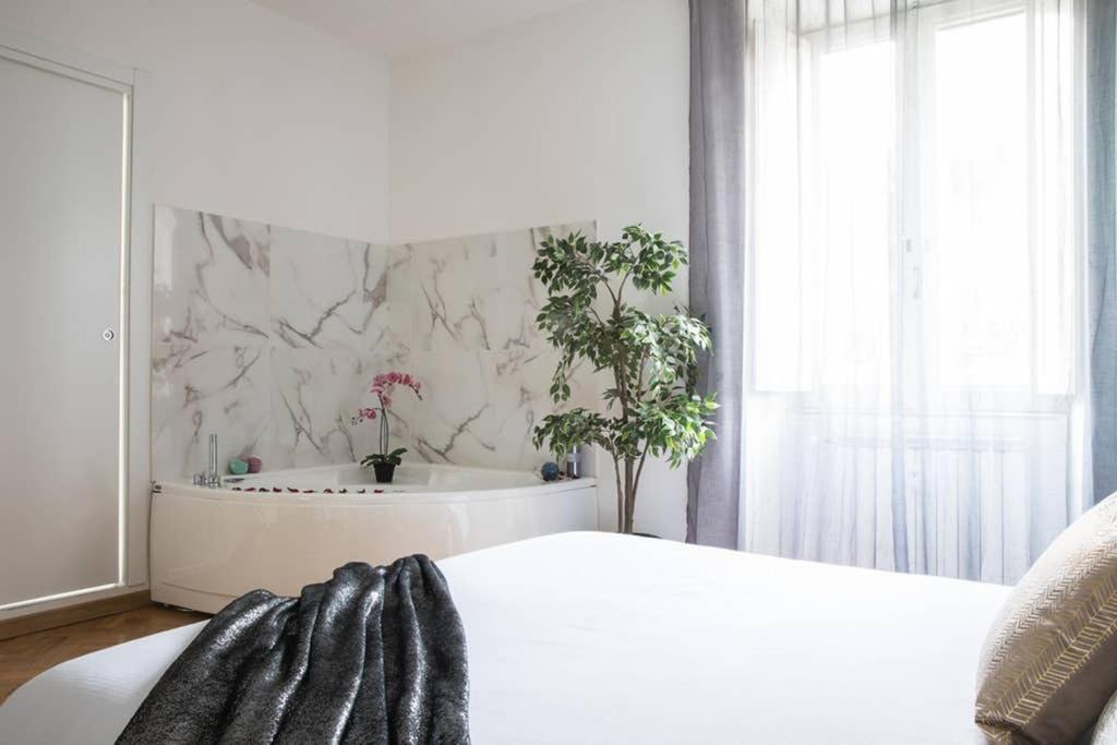 Silver Luxury Jacuzzi Suite Trastevere - Top Collection Řím Exteriér fotografie